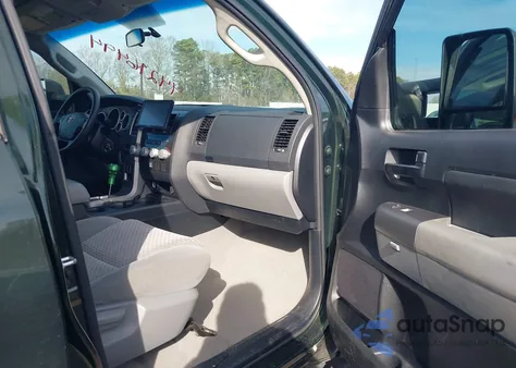 2011 Toyota Tundra Grade 4.6L V8 z USA, uszkodzony, nr VIN 5TFRM5F1XBX022428